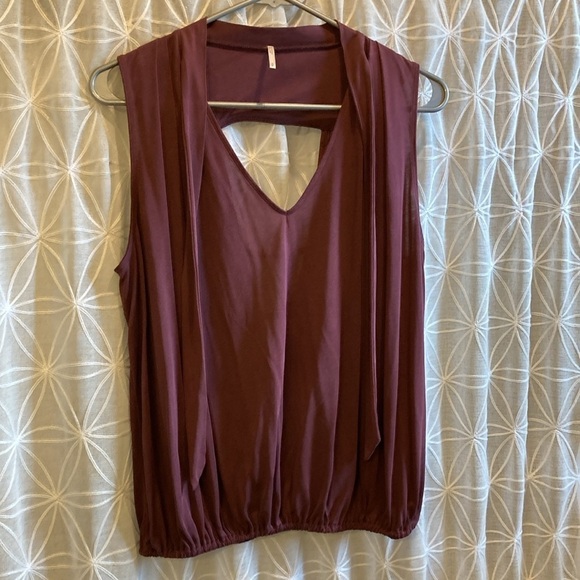 Free People Top - Picture 1 of 11